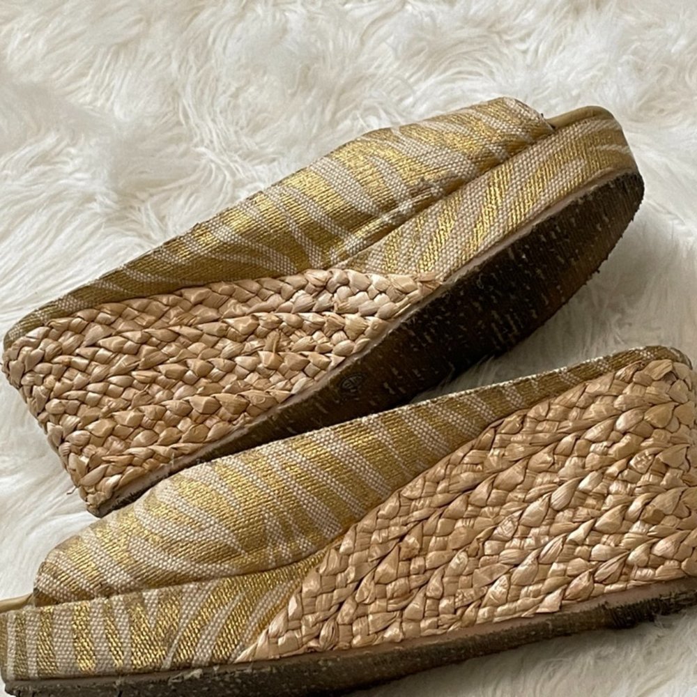 CL by Laundry Date Night Gold White Zebra Slip on Espadrille Peep toe Wedges 10